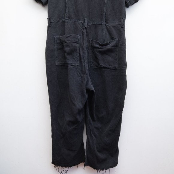 Good American Short Sleeves Loose Short Sleeves Utility Jumpsuit - Picture 8 of 9